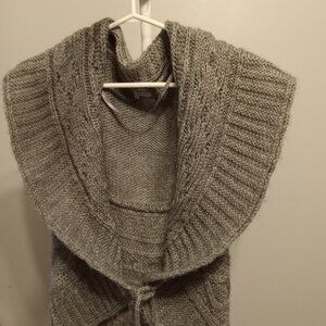 RW&Co short sleeve bat wing style cardigan with tie front great condition